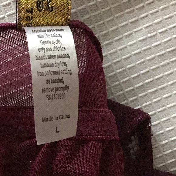 Lingerie Set - Picture 7 of 7